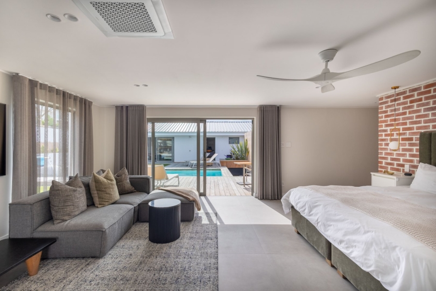 6 Bedroom Property for Sale in Cutty Sark Western Cape